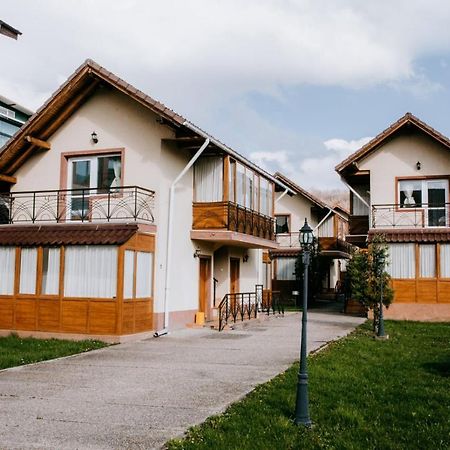 Hotel,Villas & Events Bran Бран Экстерьер фото