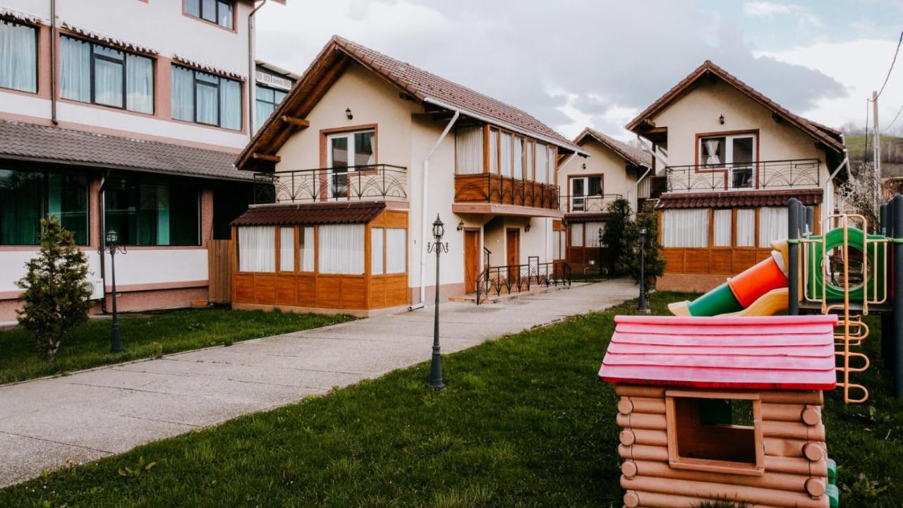 Hotel,Villas & Events Bran Бран Экстерьер фото