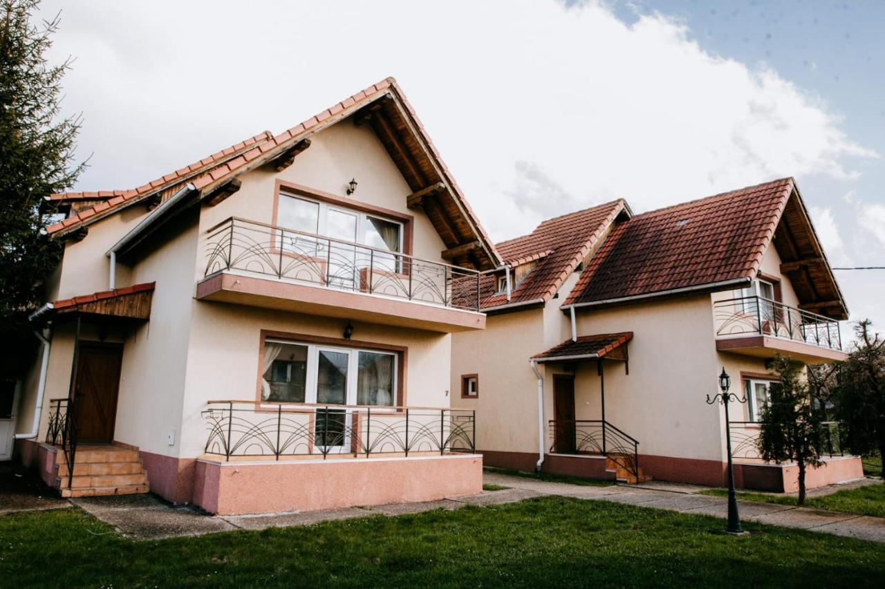 Hotel,Villas & Events Bran Бран Экстерьер фото